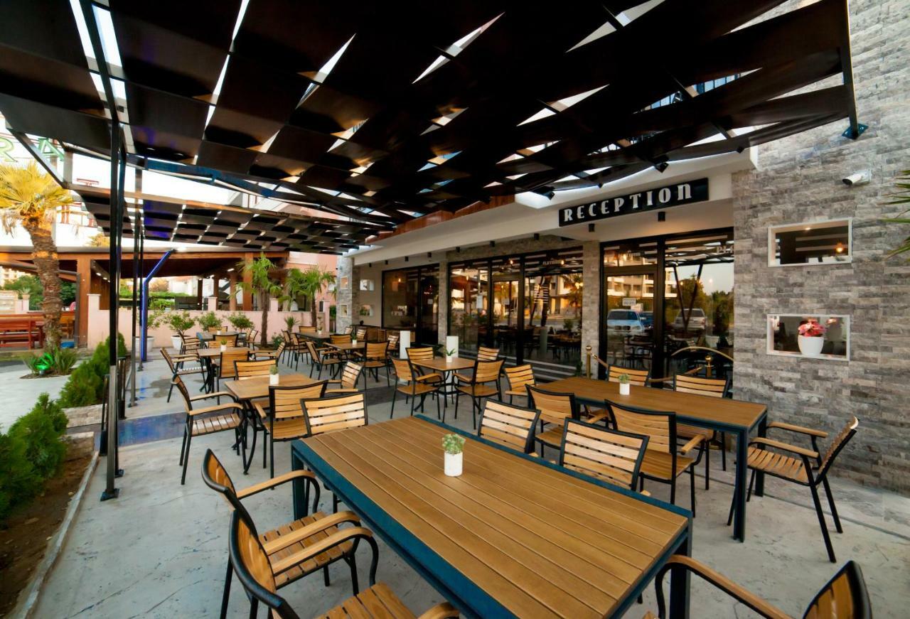Hotel Platinum Улцинь Екстер'єр фото